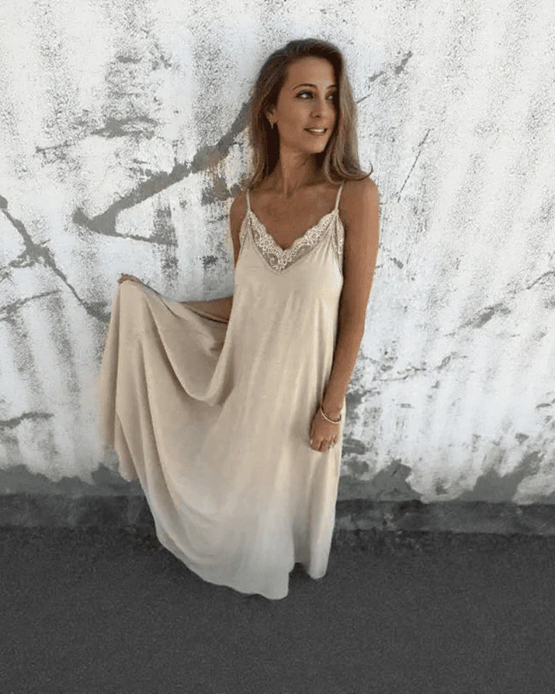 VANARA - ELEGANT LACE TRIM DRESS